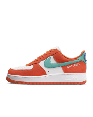 Calzado para hombre Nike Air Force 1 07 LV8. Nike MX